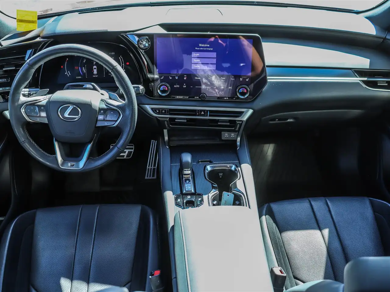 Lexus RX 500h - Image 17