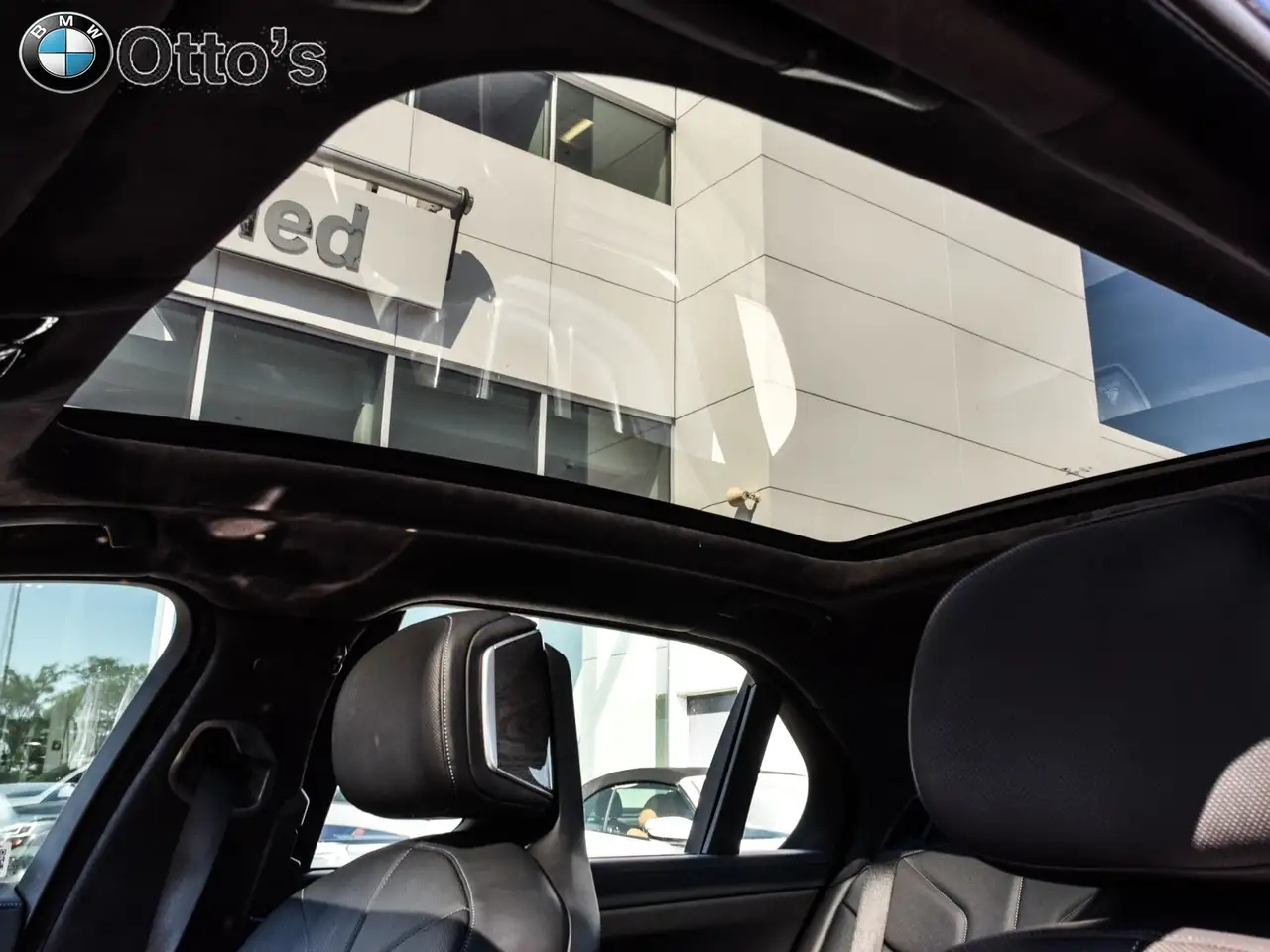 BMW 7 Series - Image 31