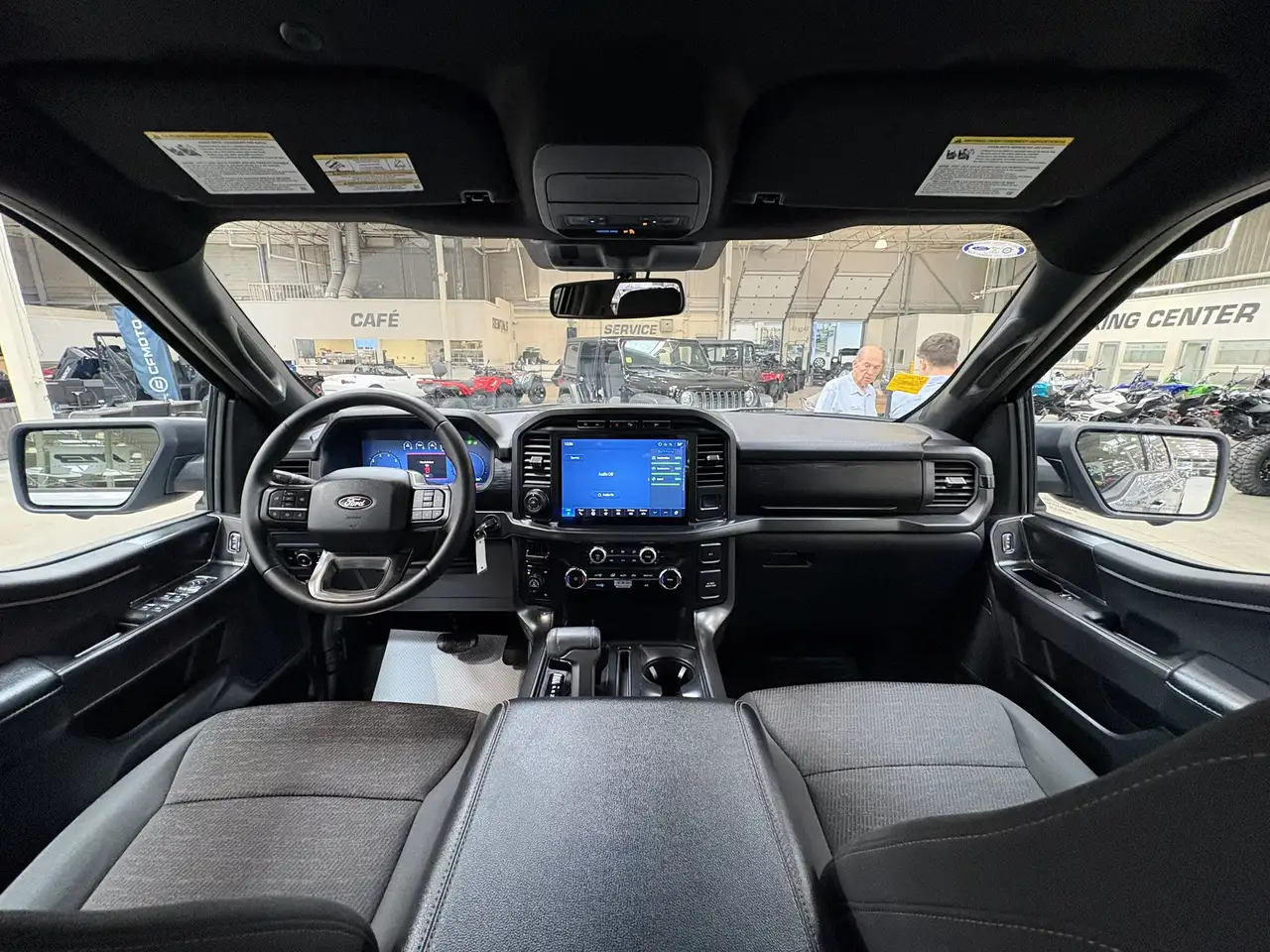 Ford F-150 - Image 11