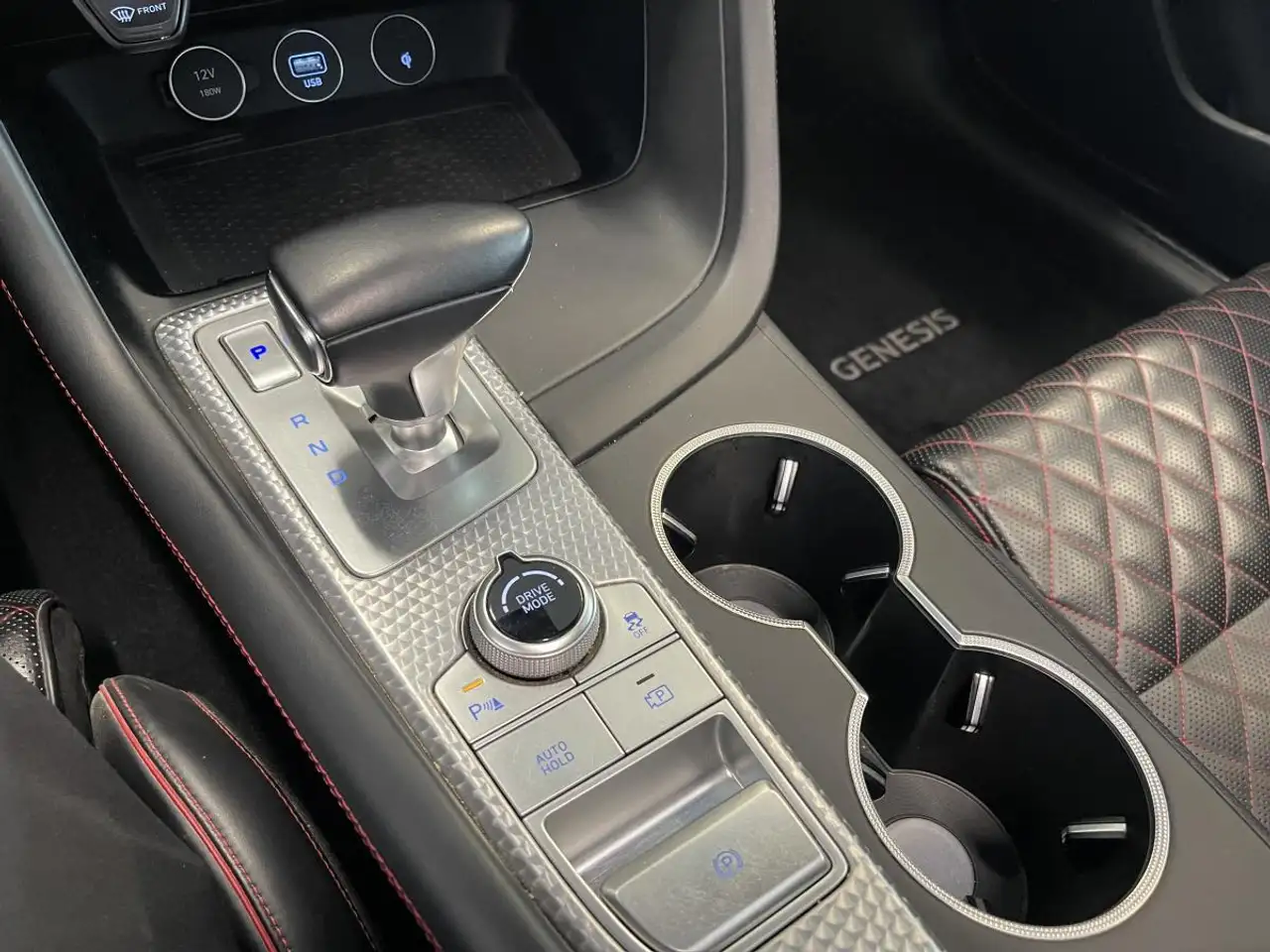 Genesis G70 - Image 13