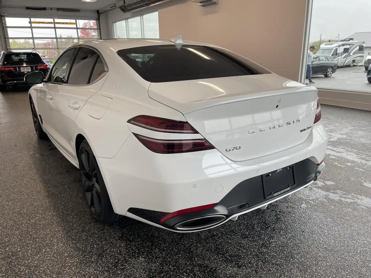 Genesis G70 - Image 6