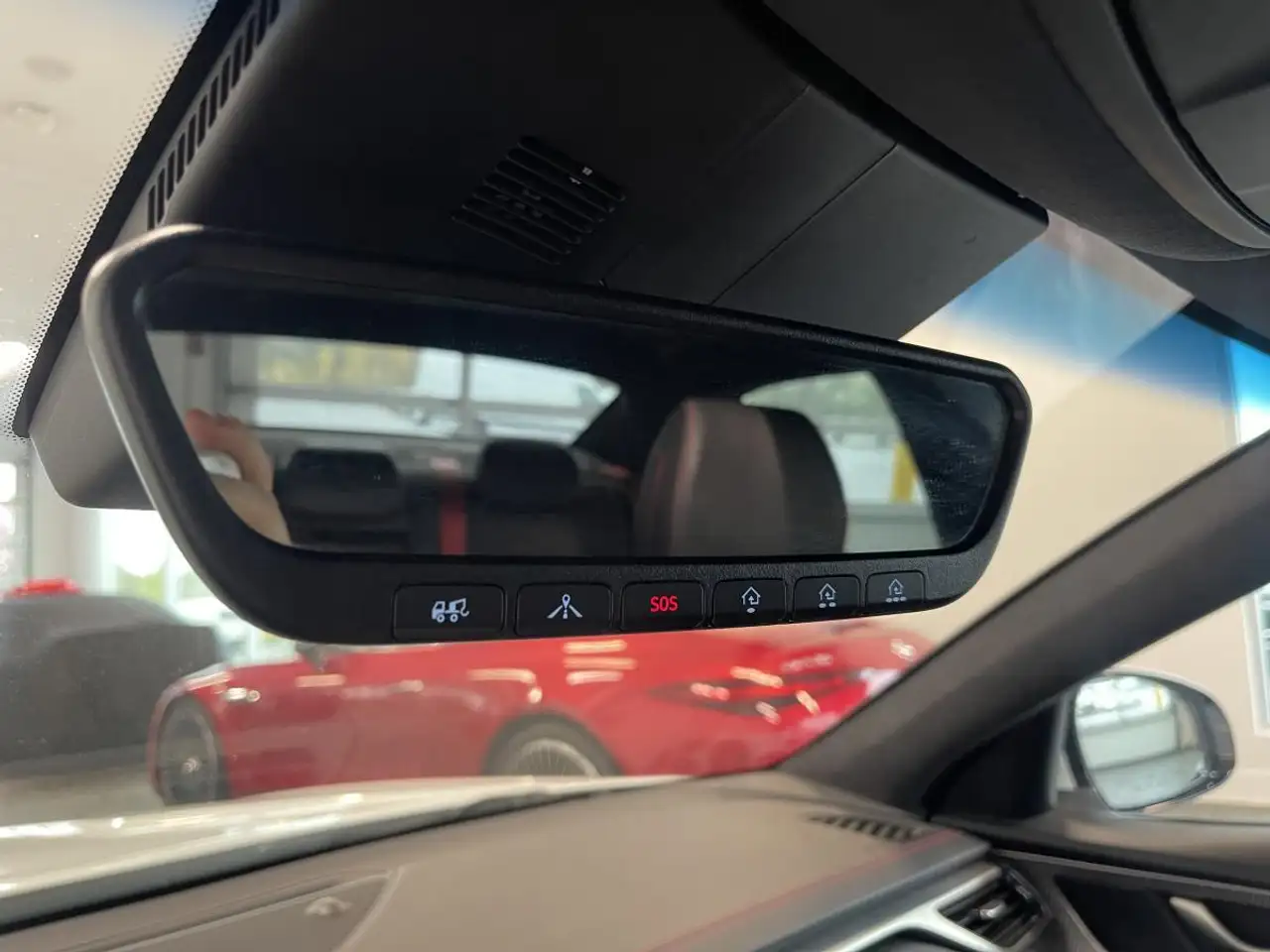 Genesis G70 - Image 21
