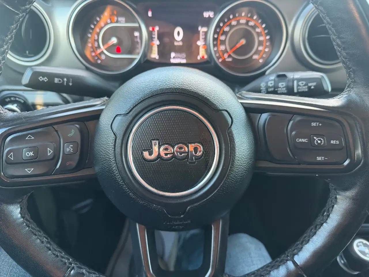 Jeep Wrangler - Image 27