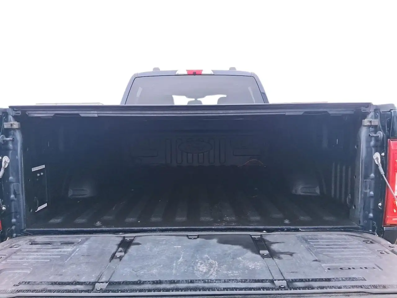 Ford F-150 - Image 20