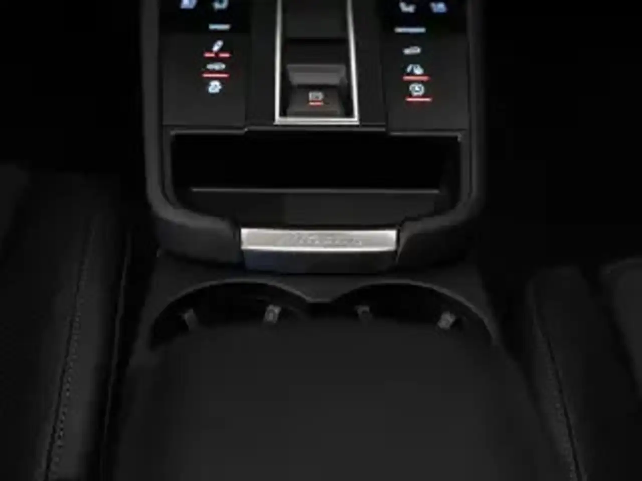 Porsche Macan - Image 16