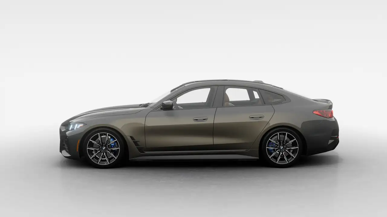 BMW i4 - Image 4