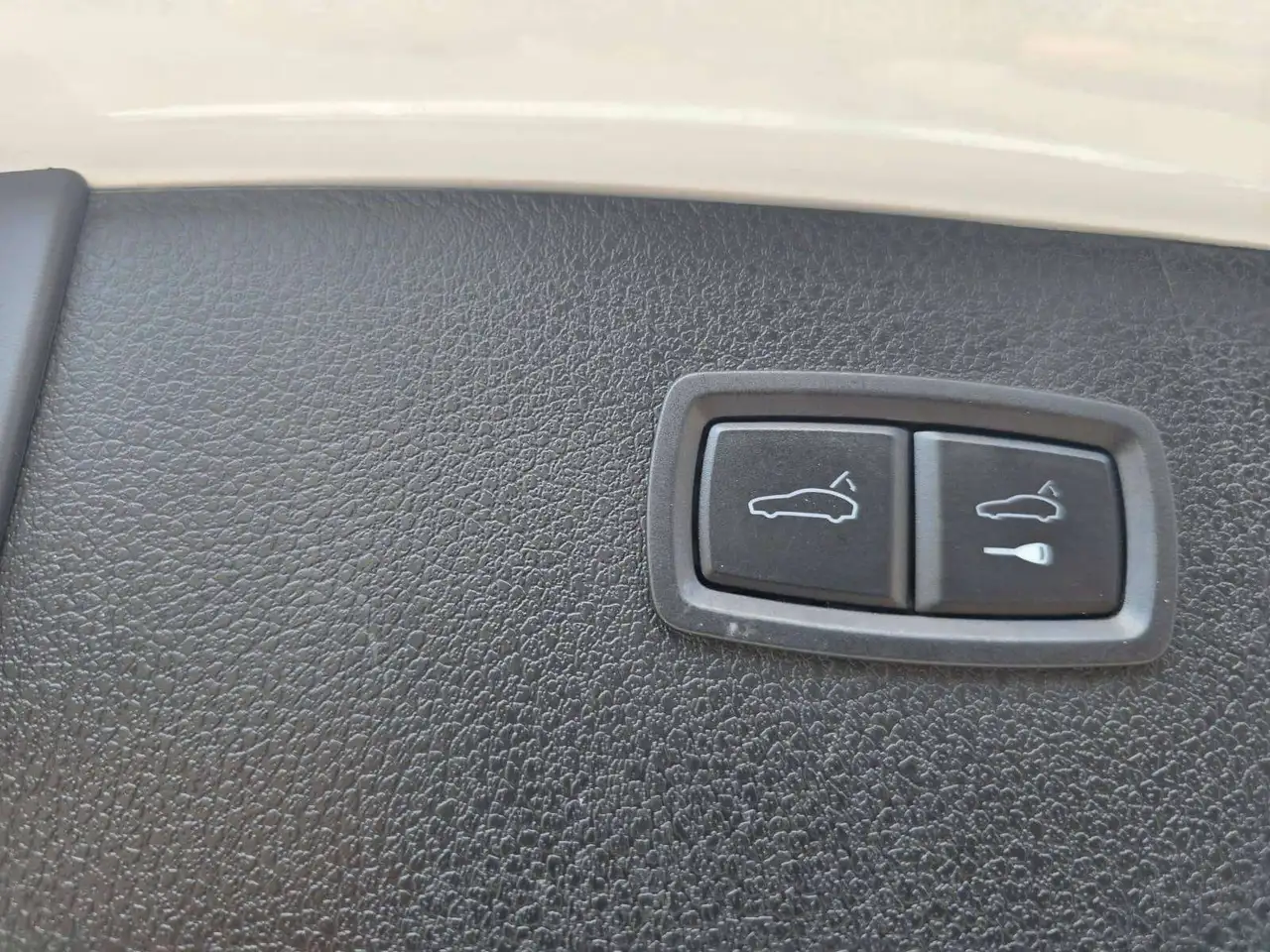 Porsche Macan - Image 25