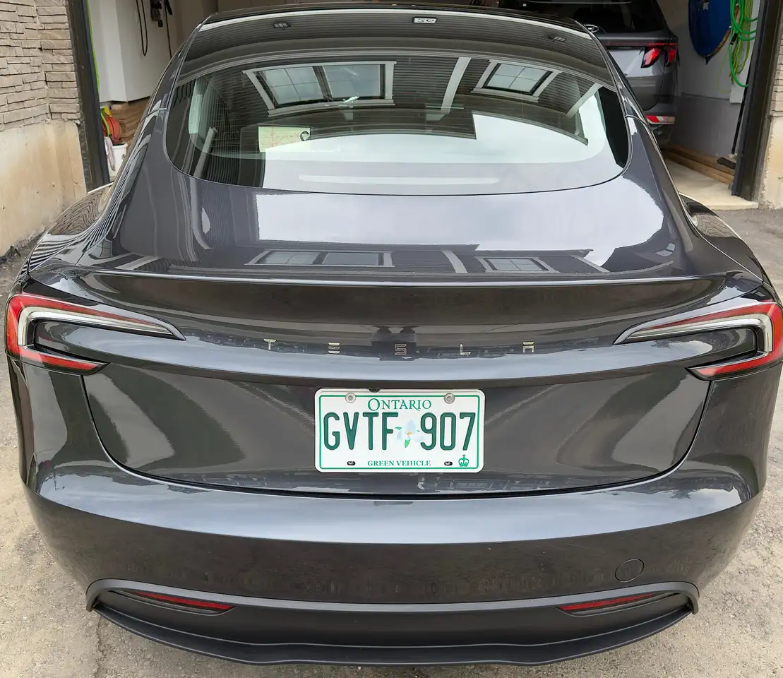 Tesla Model 3 - Image 8
