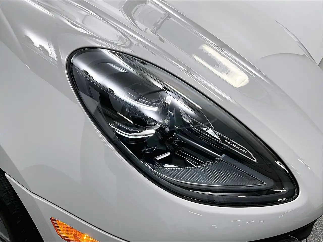 Porsche Macan - Image 32