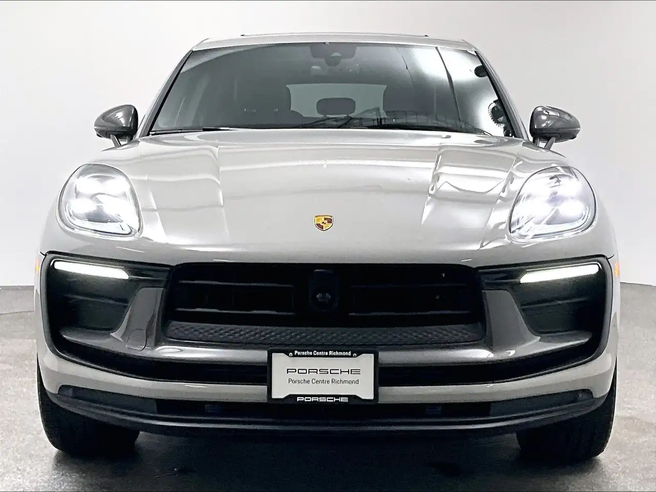 Porsche Macan - Image 2