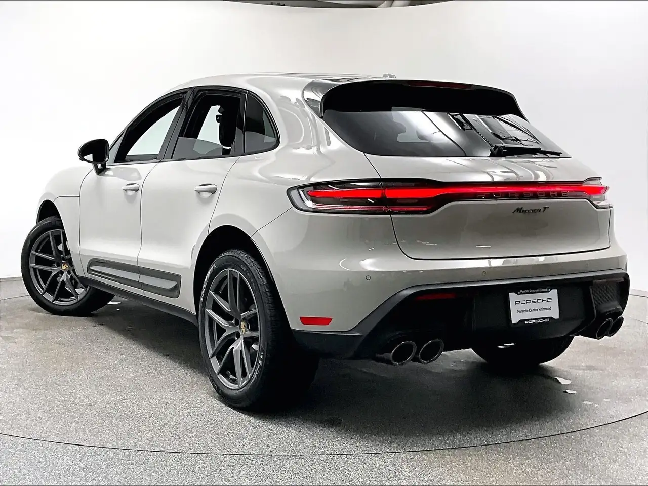 Porsche Macan - Image 7