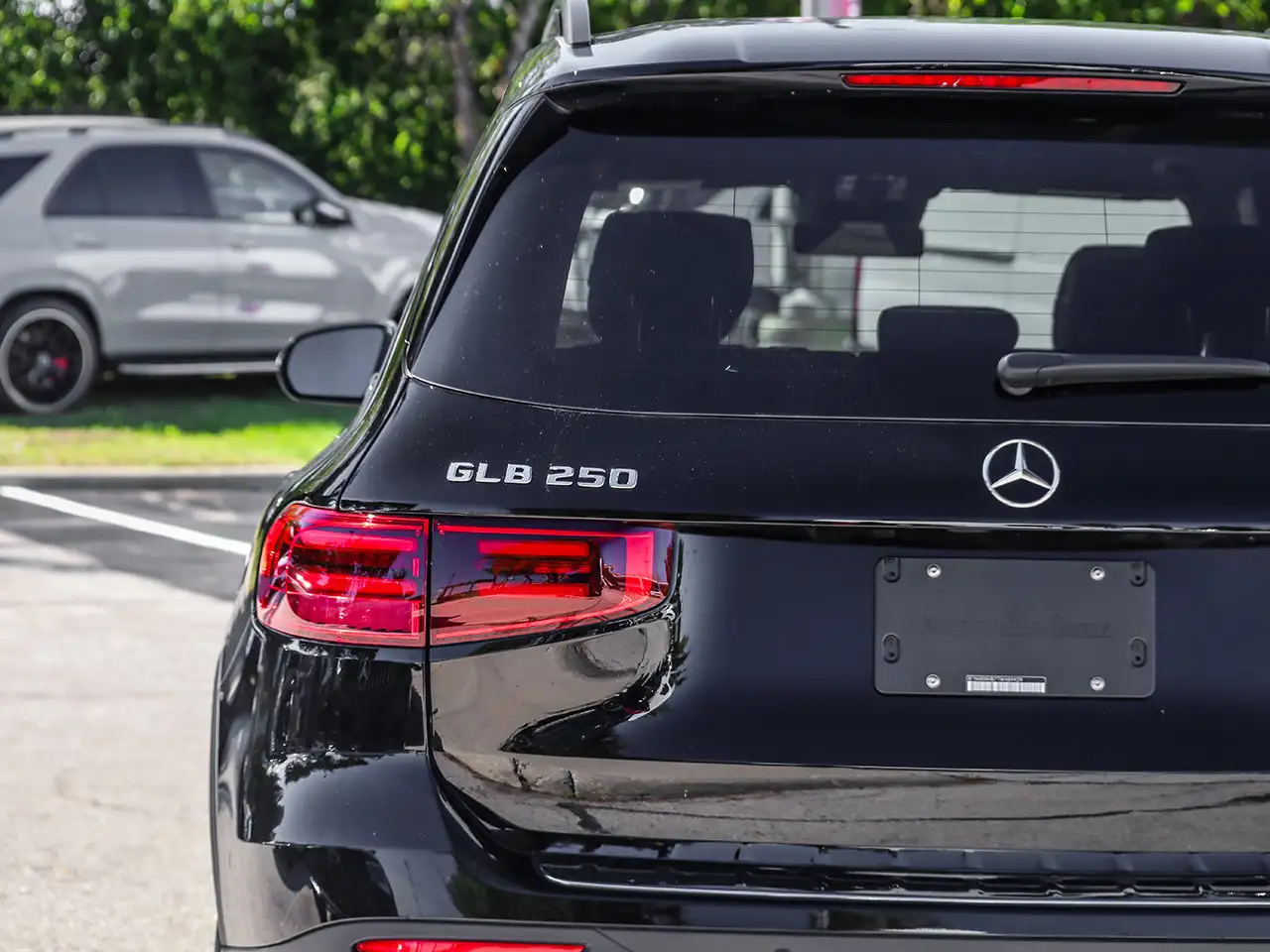 Mercedes-Benz GLB - Image 10