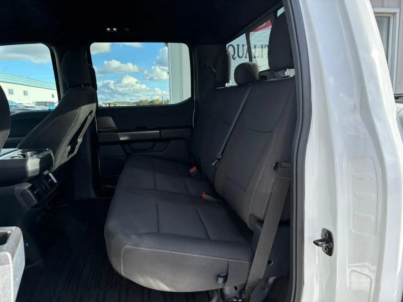 Ford F-150 - Image 13