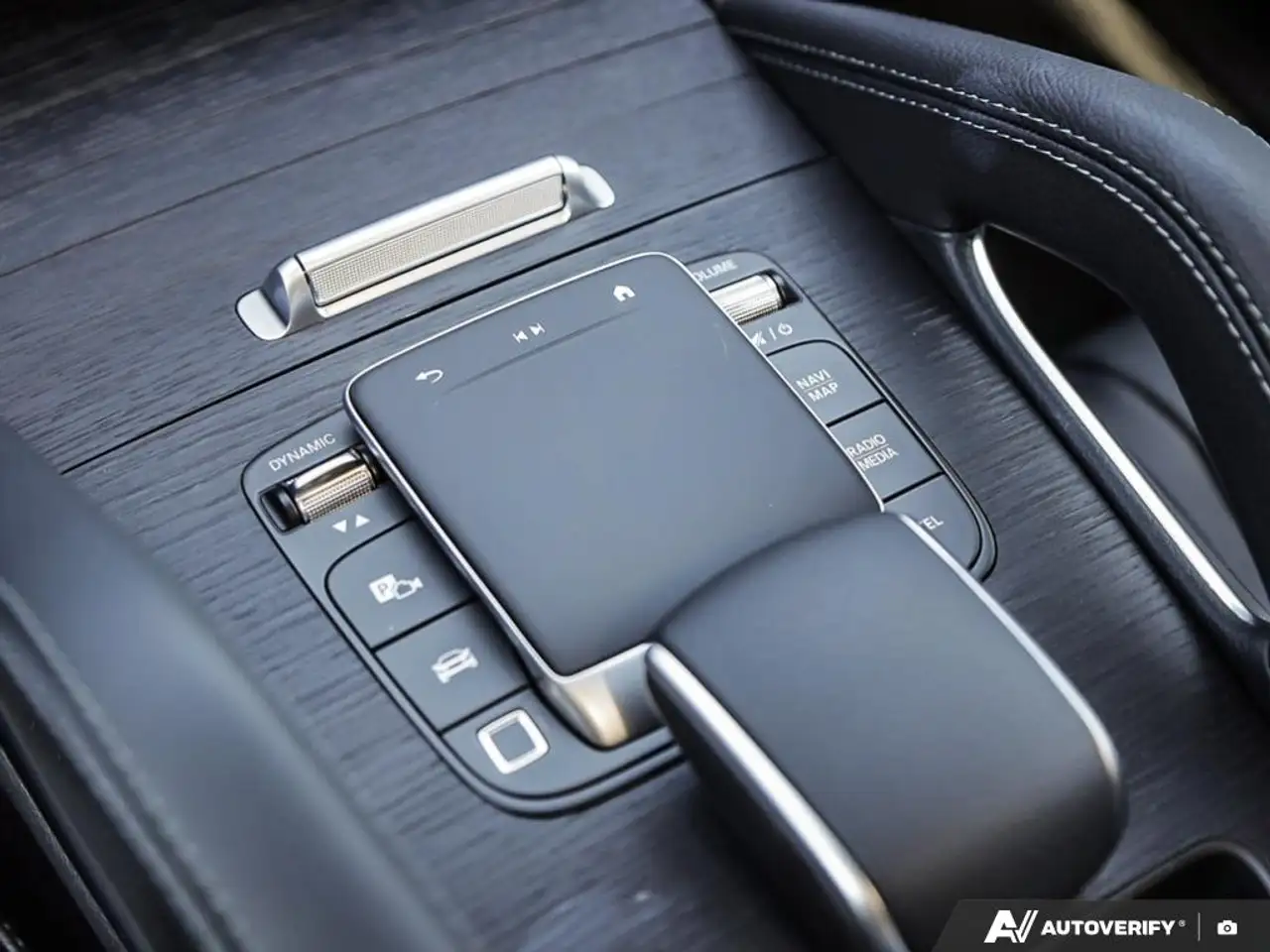 Mercedes-Benz GLE - Image 18