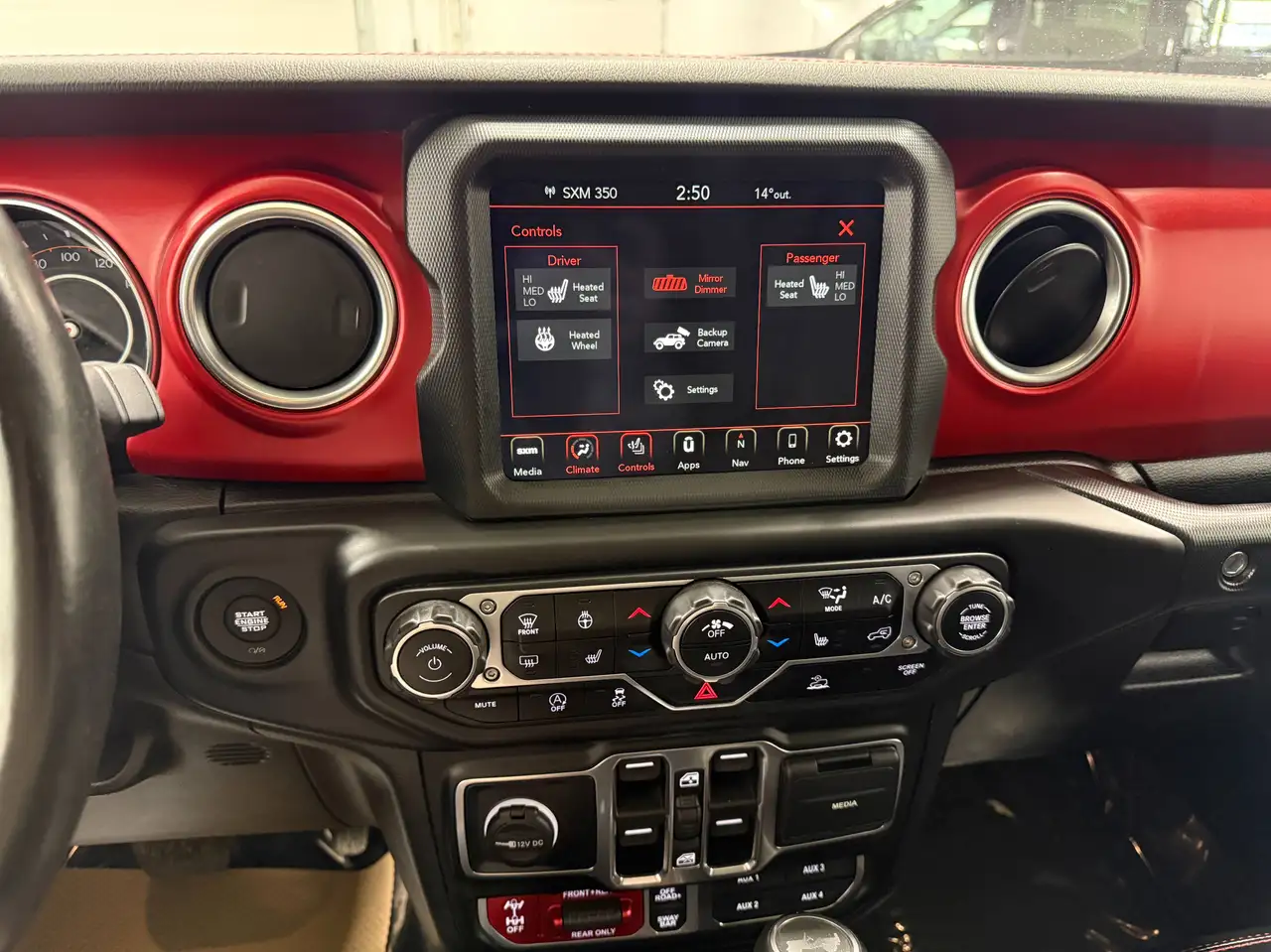 Jeep Wrangler - Image 15