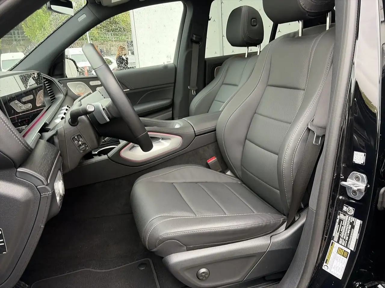 Mercedes-Benz GLE - Image 19