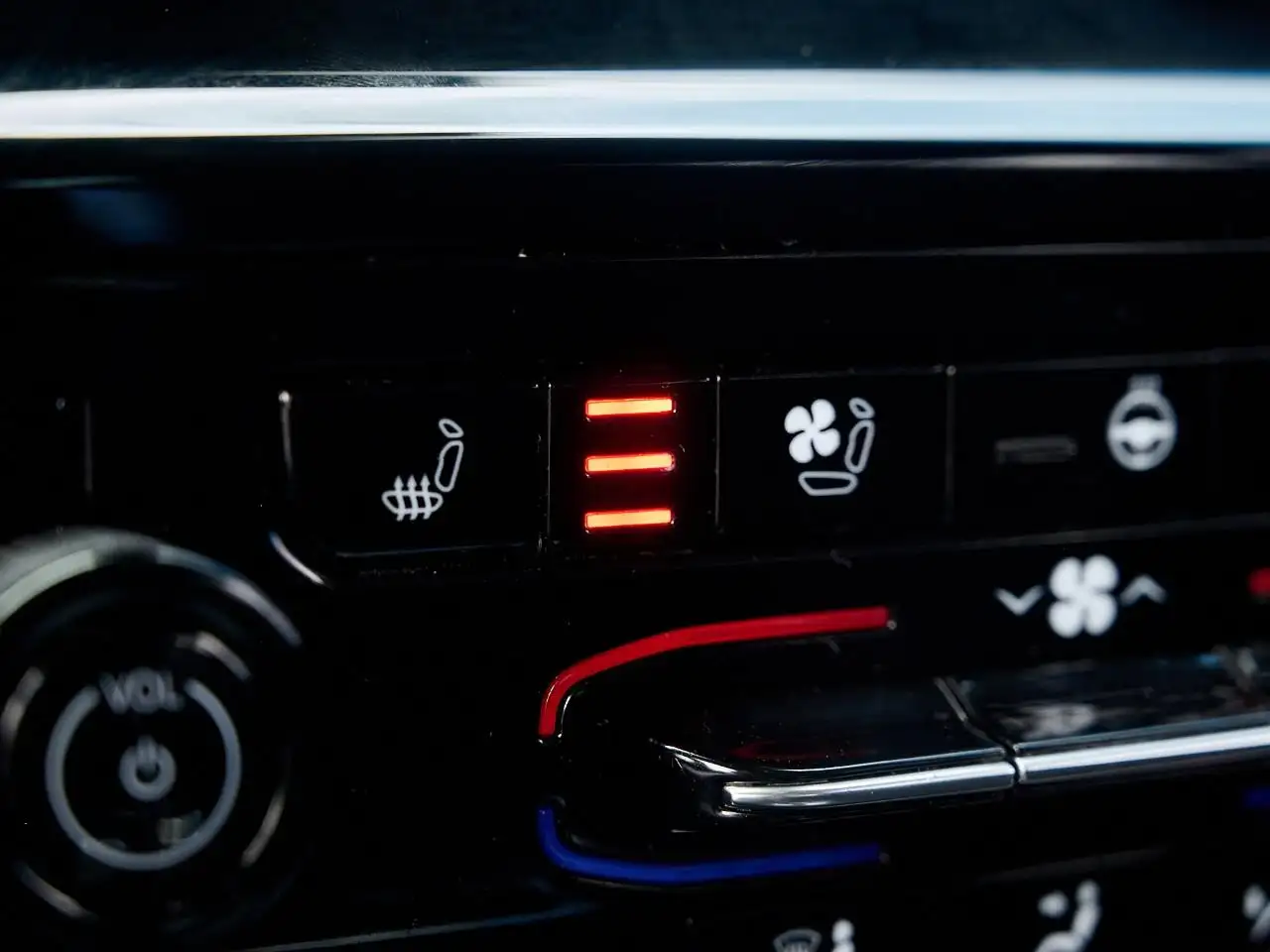 Jeep Grand Cherokee - Image 29