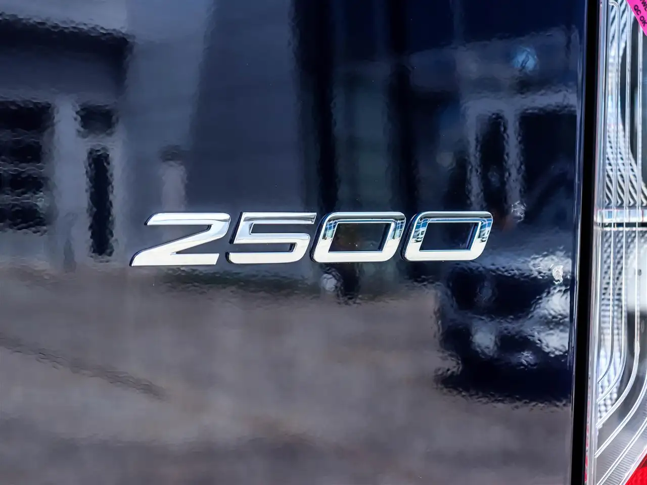 Mercedes-Benz Sprinter - Image 12