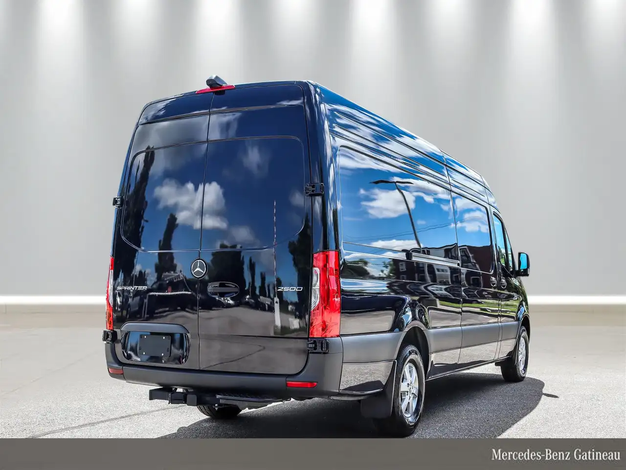 Mercedes-Benz Sprinter - Image 5