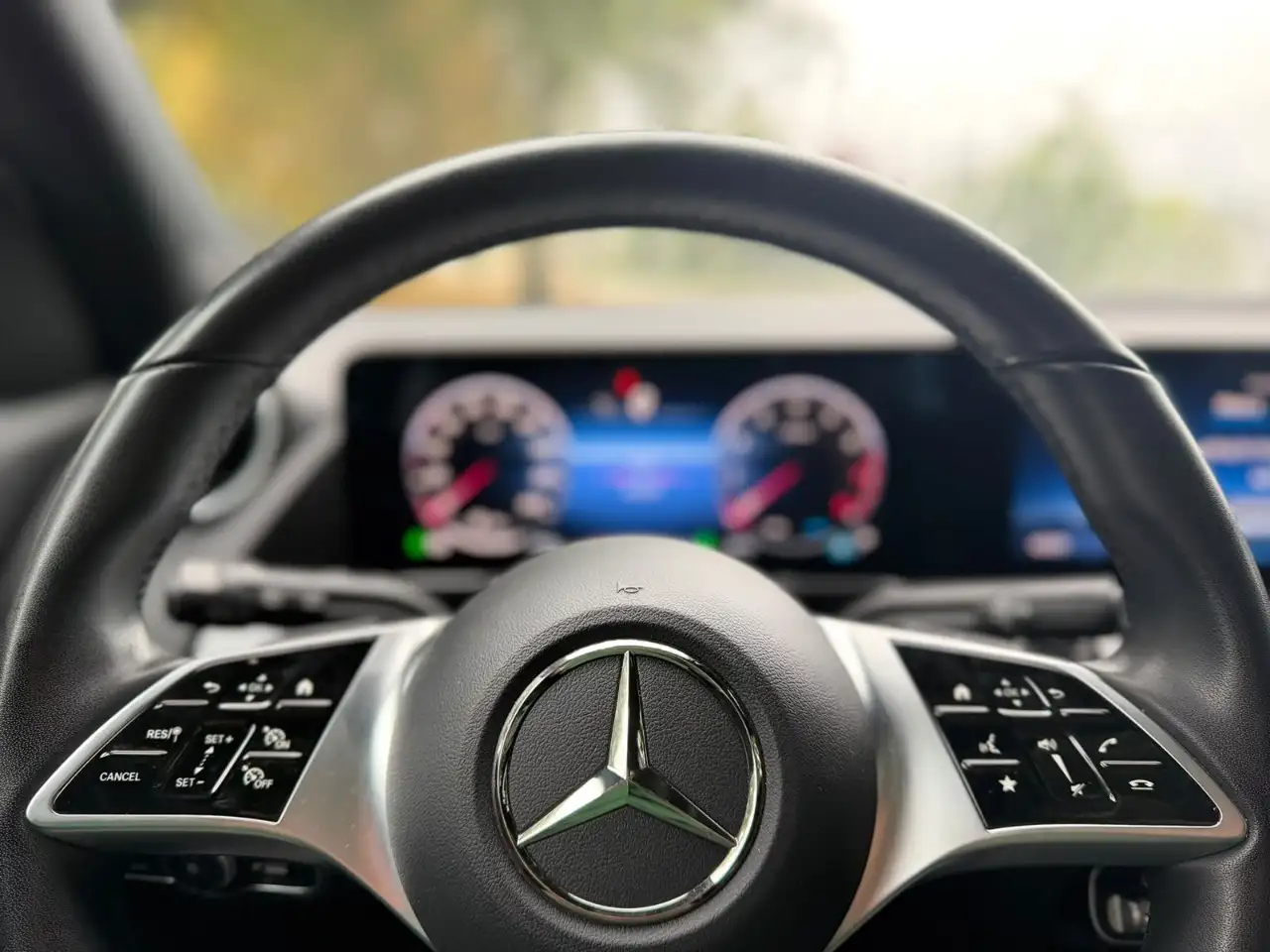 Mercedes-Benz GLA - Image 12