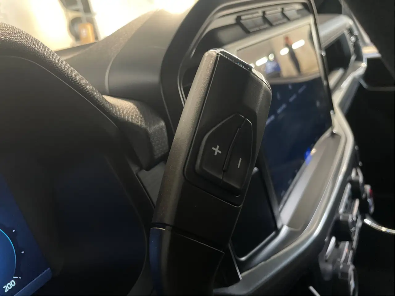 Ford F-150 - Image 26