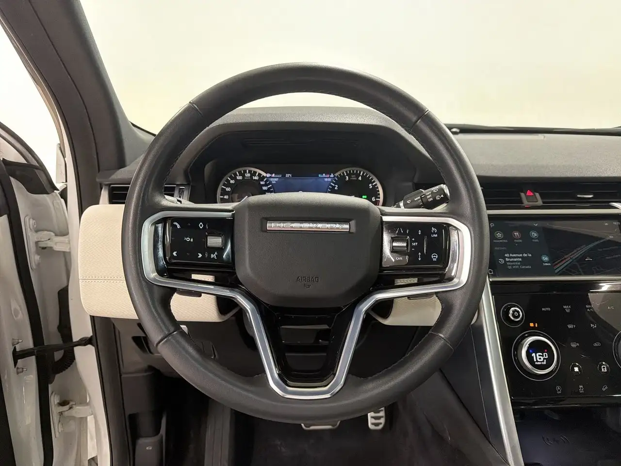 Land Rover Discovery Sport - Image 20
