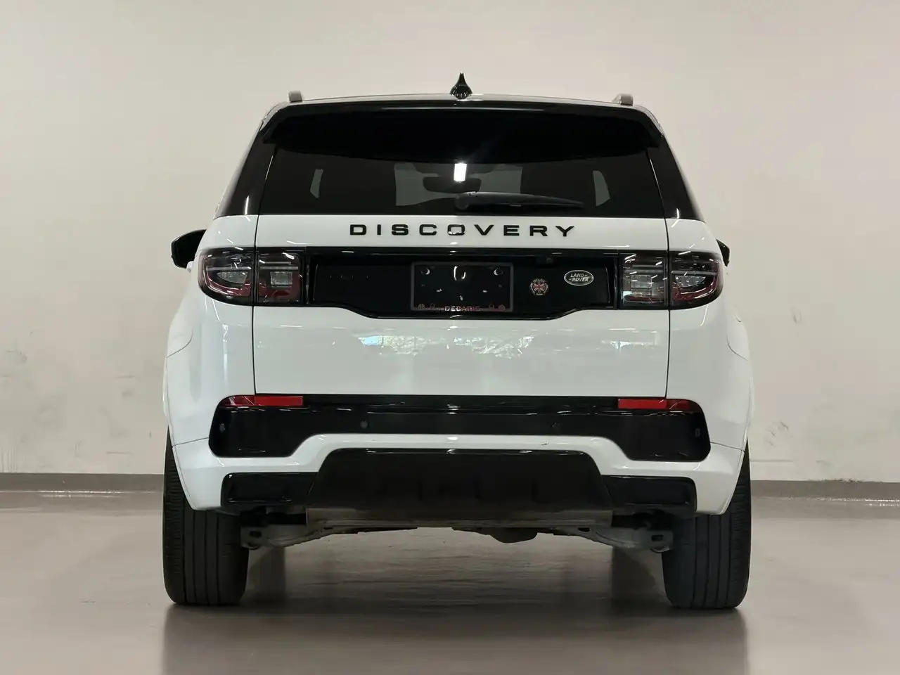 Land Rover Discovery Sport - Image 13