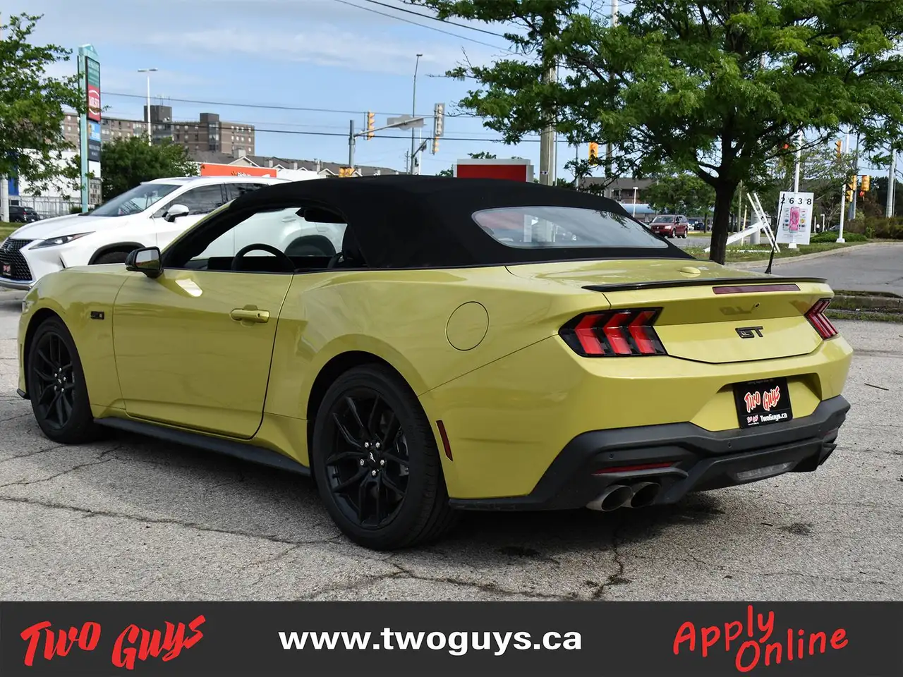 Ford Mustang - Image 14