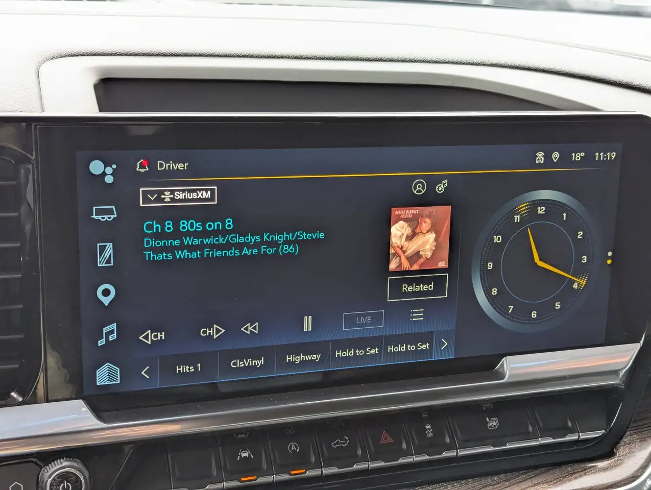 Chevrolet Silverado 1500 - Image 19
