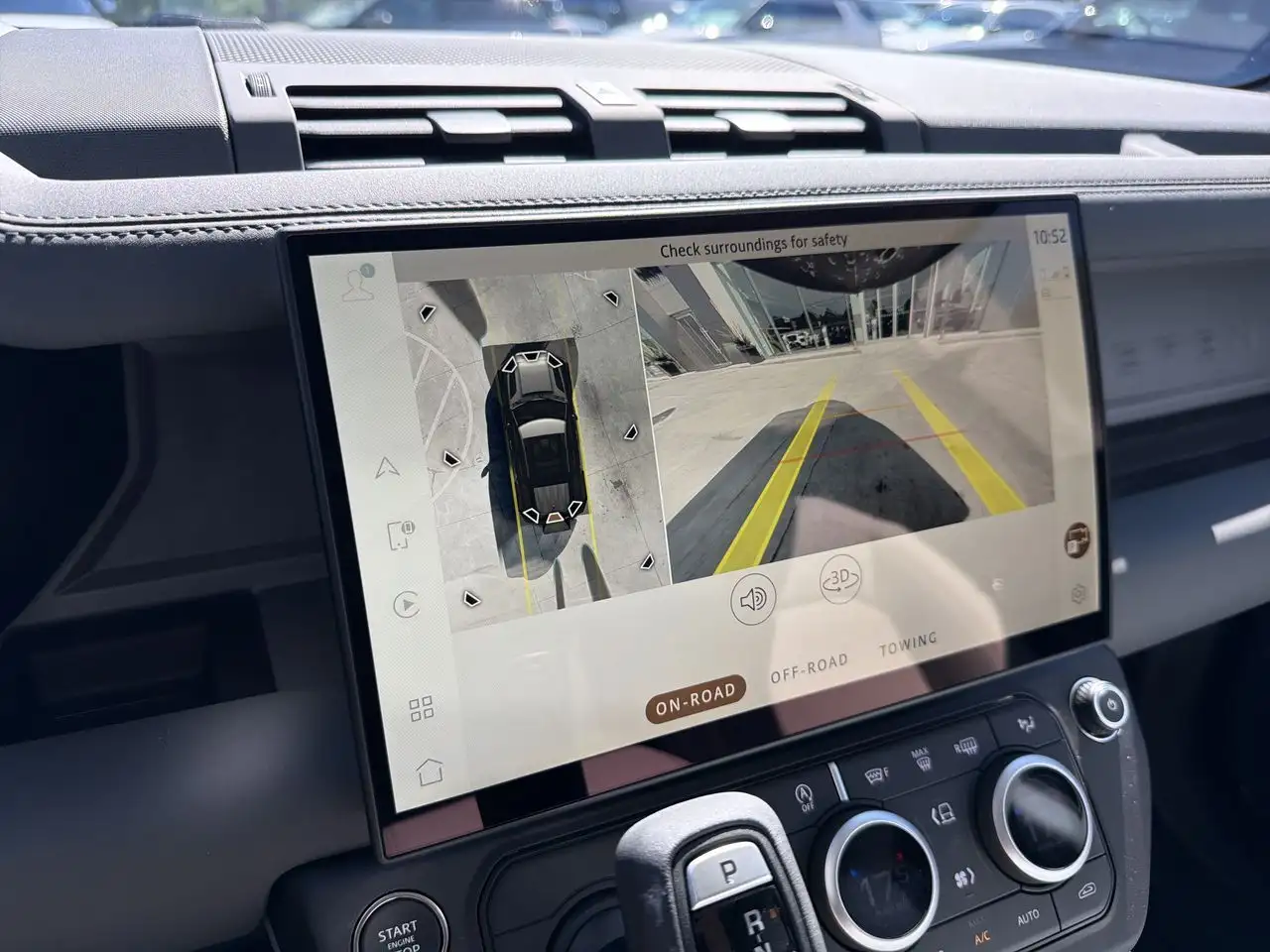 Land Rover Defender - Image 14