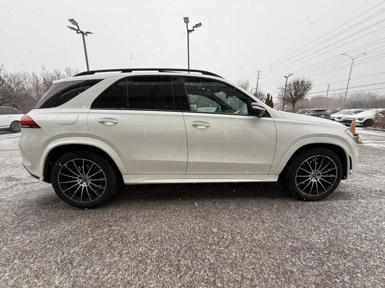 Mercedes-Benz GLE - Image 8