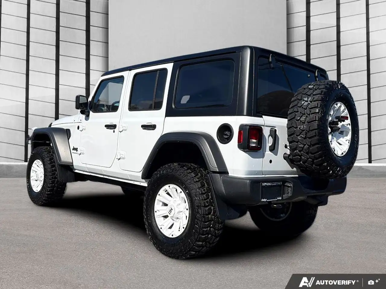 Jeep Wrangler - Image 4