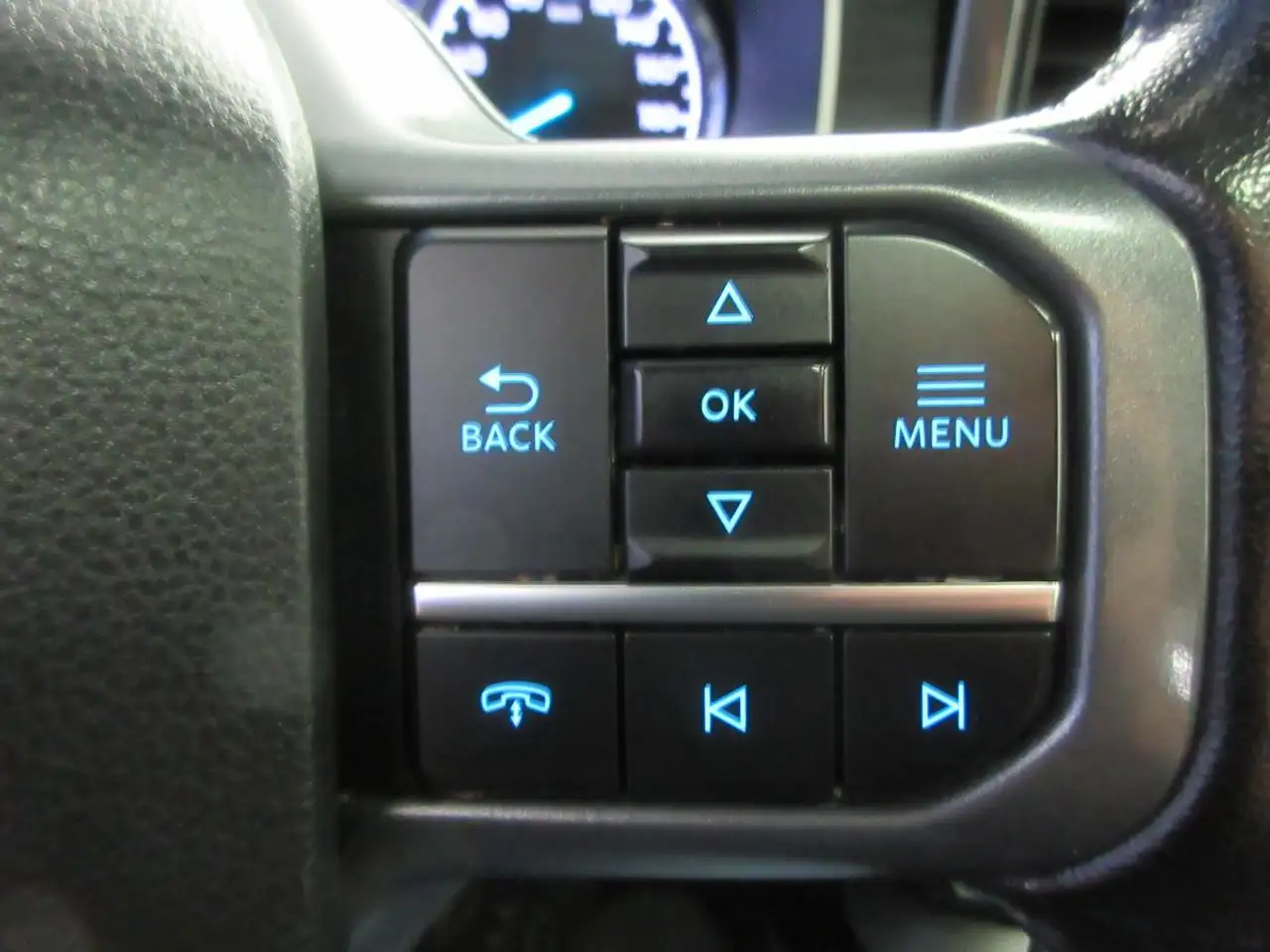 Ford F-150 - Image 10