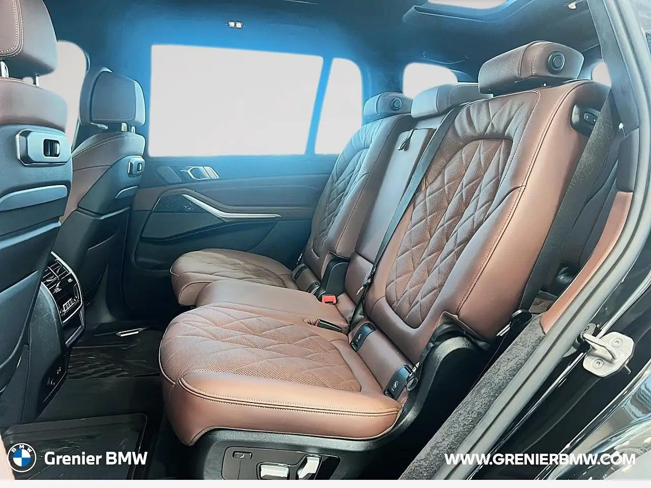 BMW X7 - Image 9