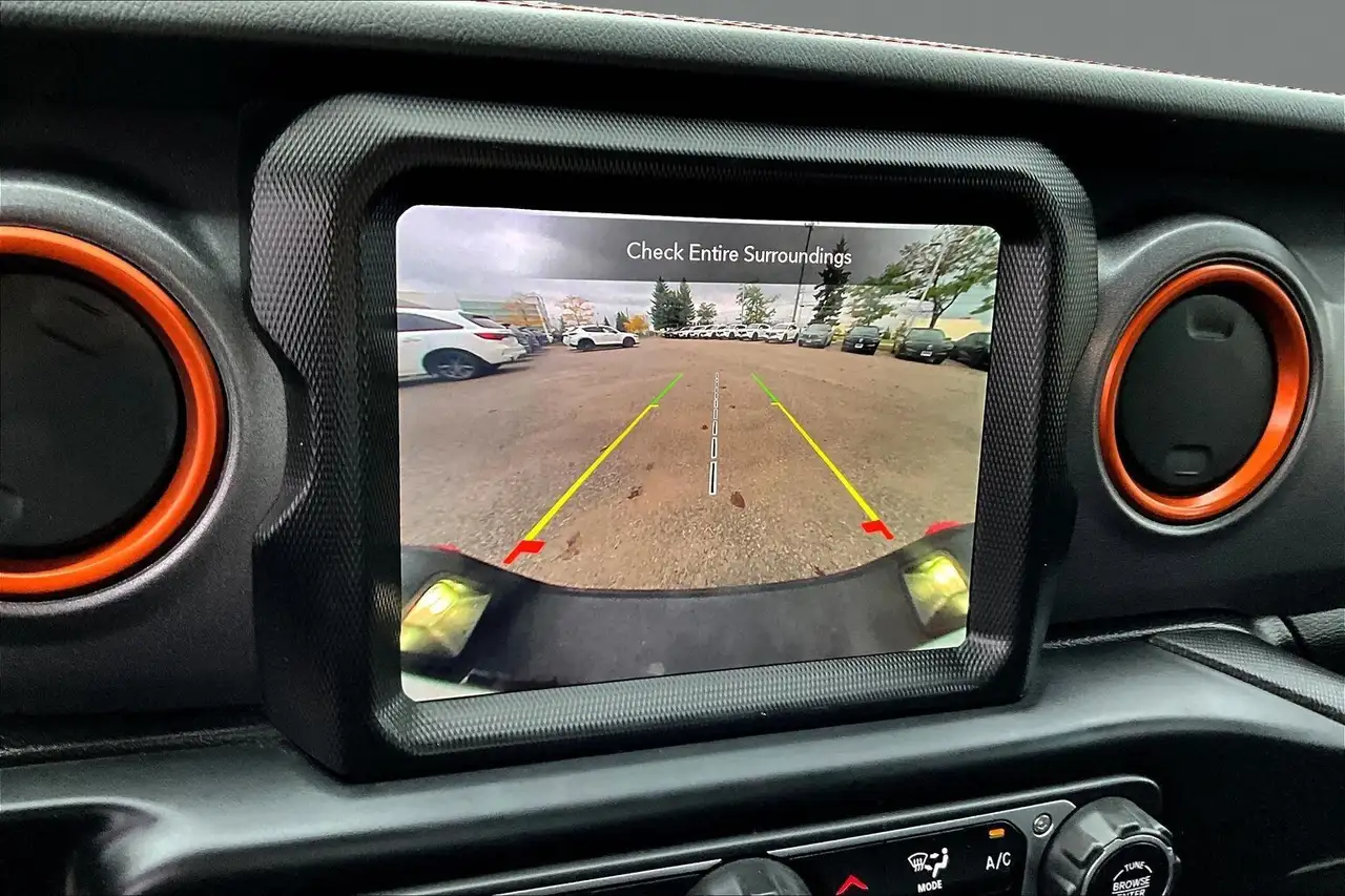Jeep Gladiator - Image 14