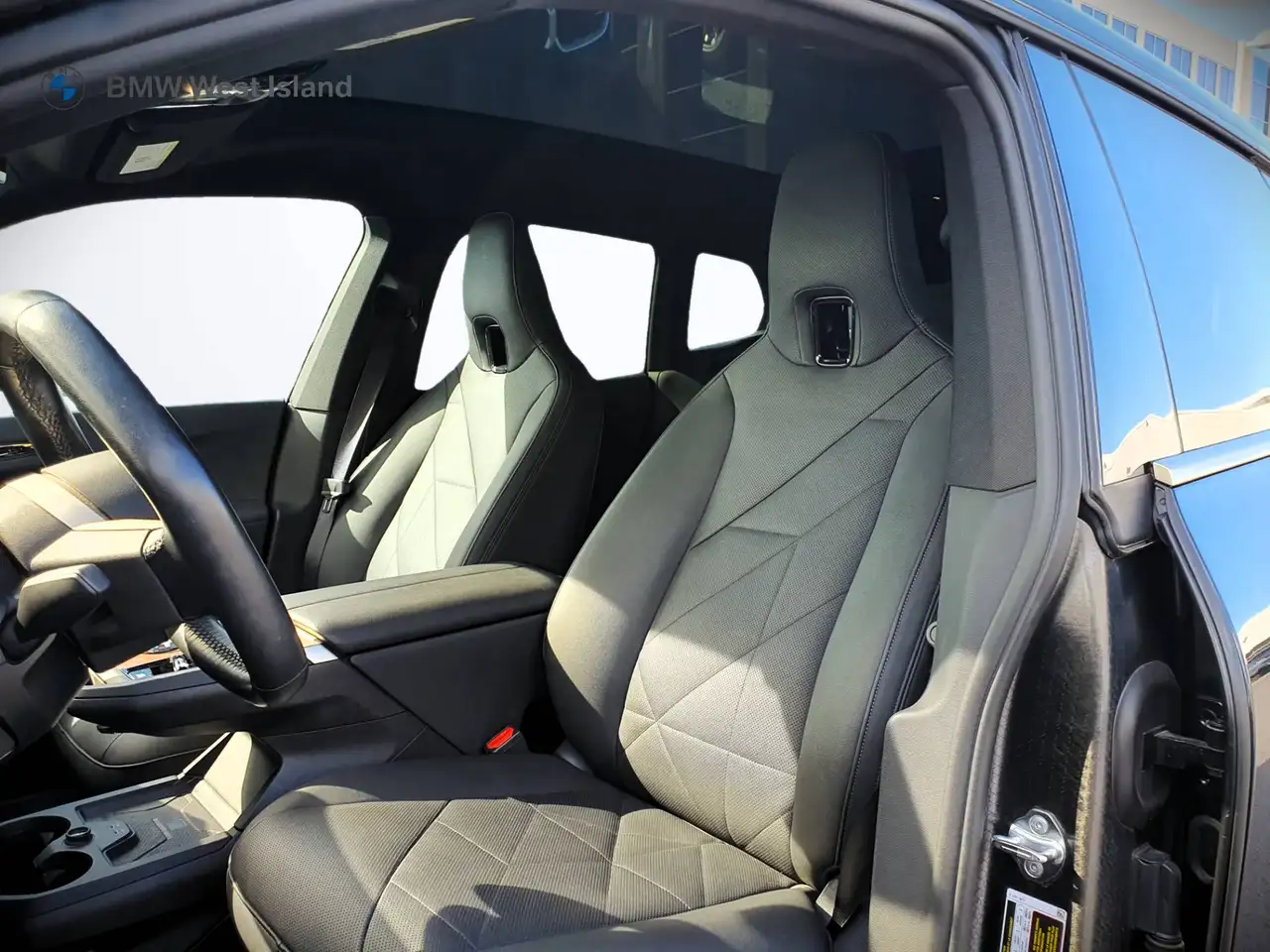 BMW iX - Image 17