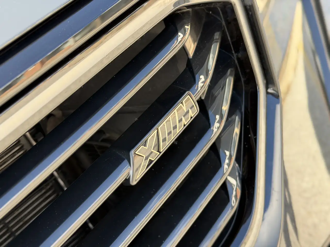BMW XM - Image 14