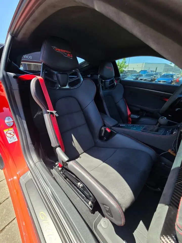 Porsche 718 Cayman - Image 18