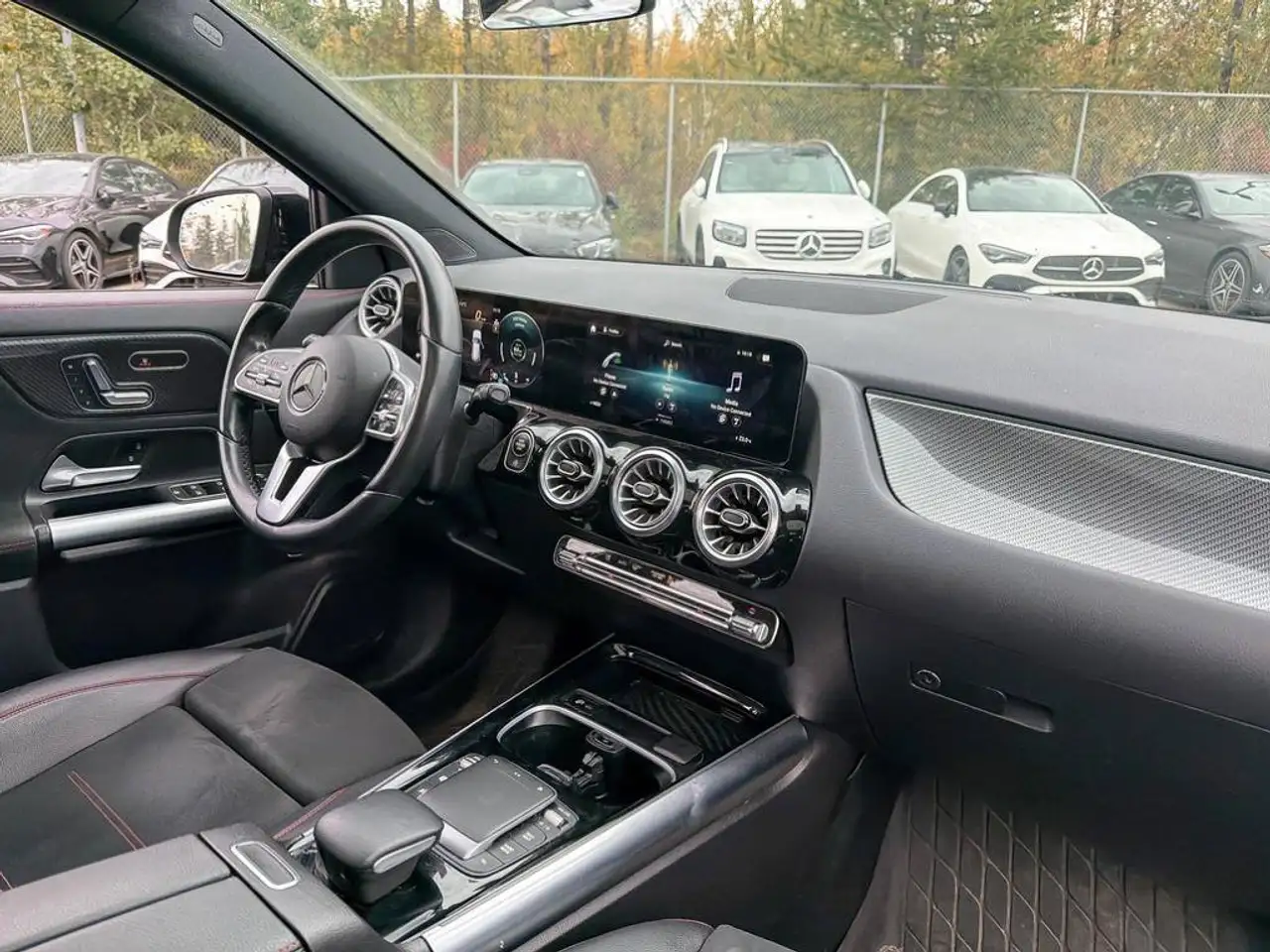 Mercedes-Benz GLA - Image 15