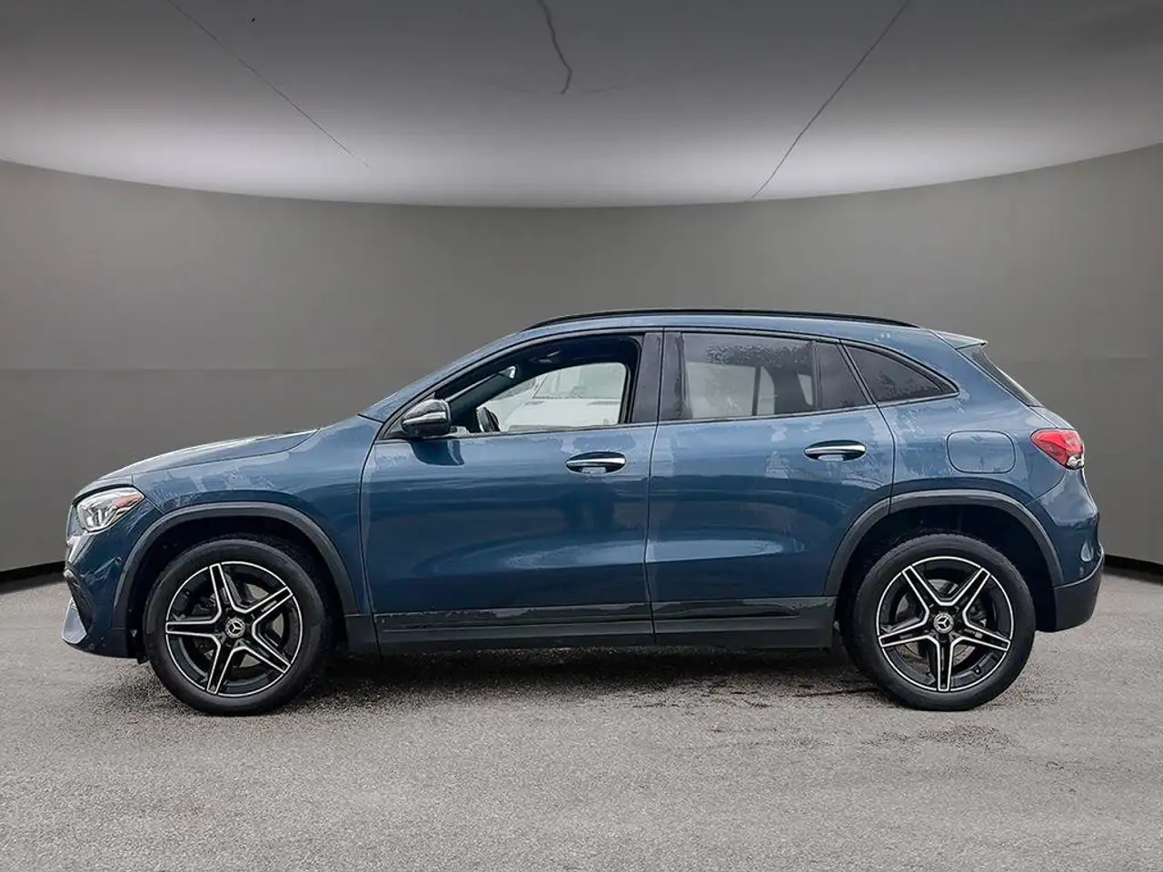 Mercedes-Benz GLA - Image 4
