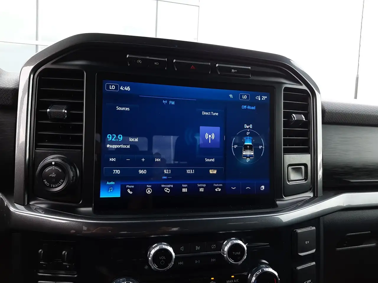Ford F-150 - Image 12