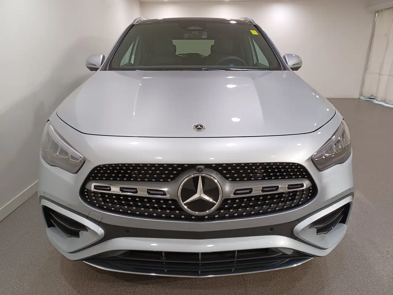 Mercedes-Benz GLA - Image 3