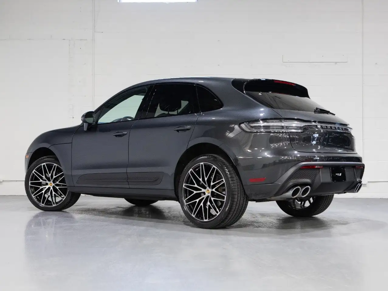 Porsche Macan - Image 3