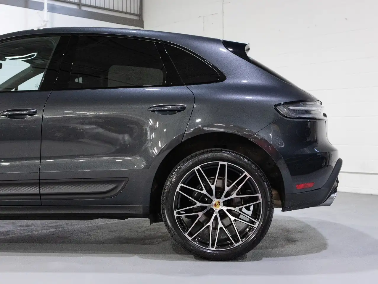 Porsche Macan - Image 7