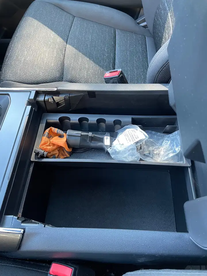 Ford F-150 - Image 11