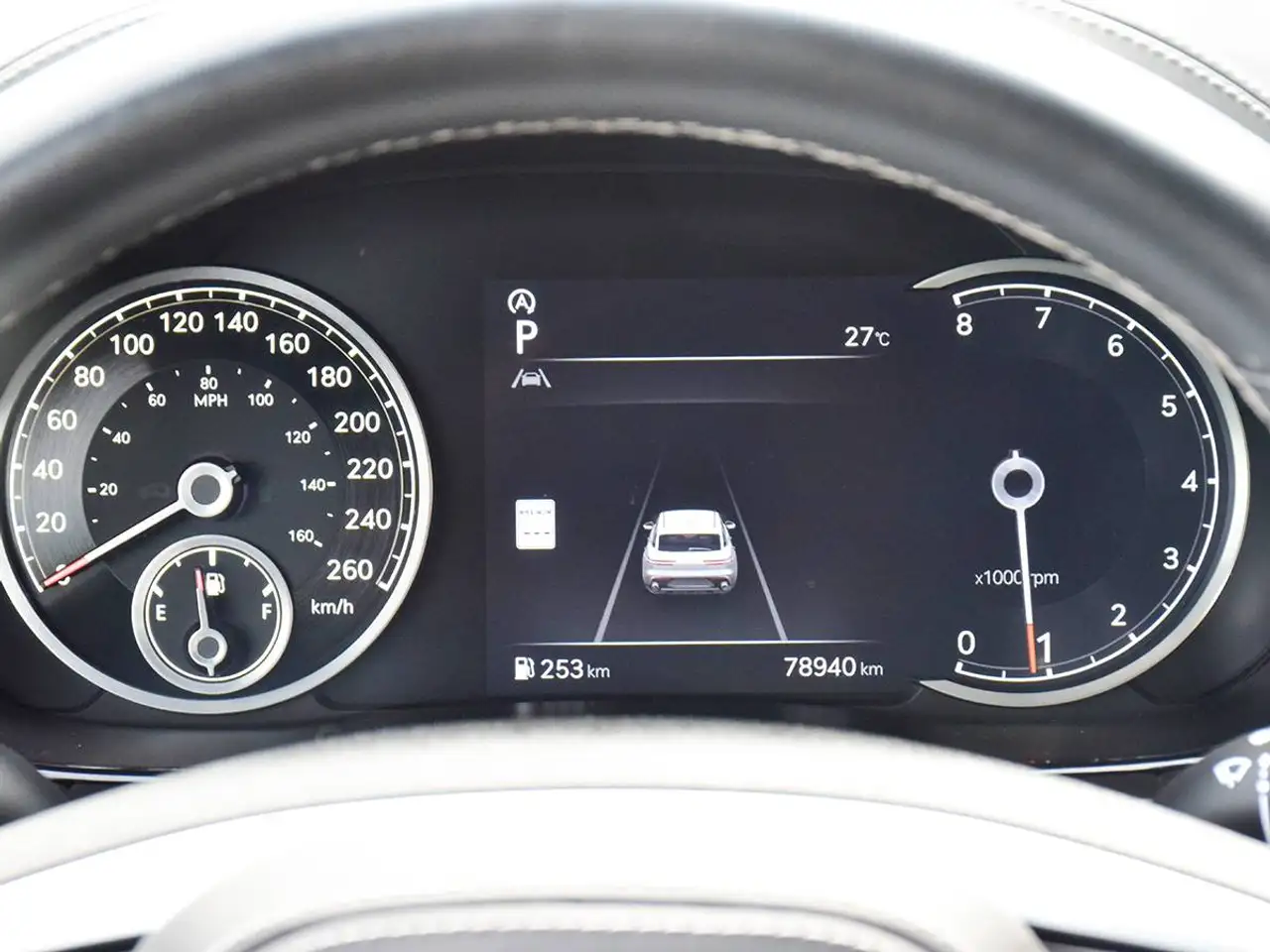 Genesis GV70 - Image 22