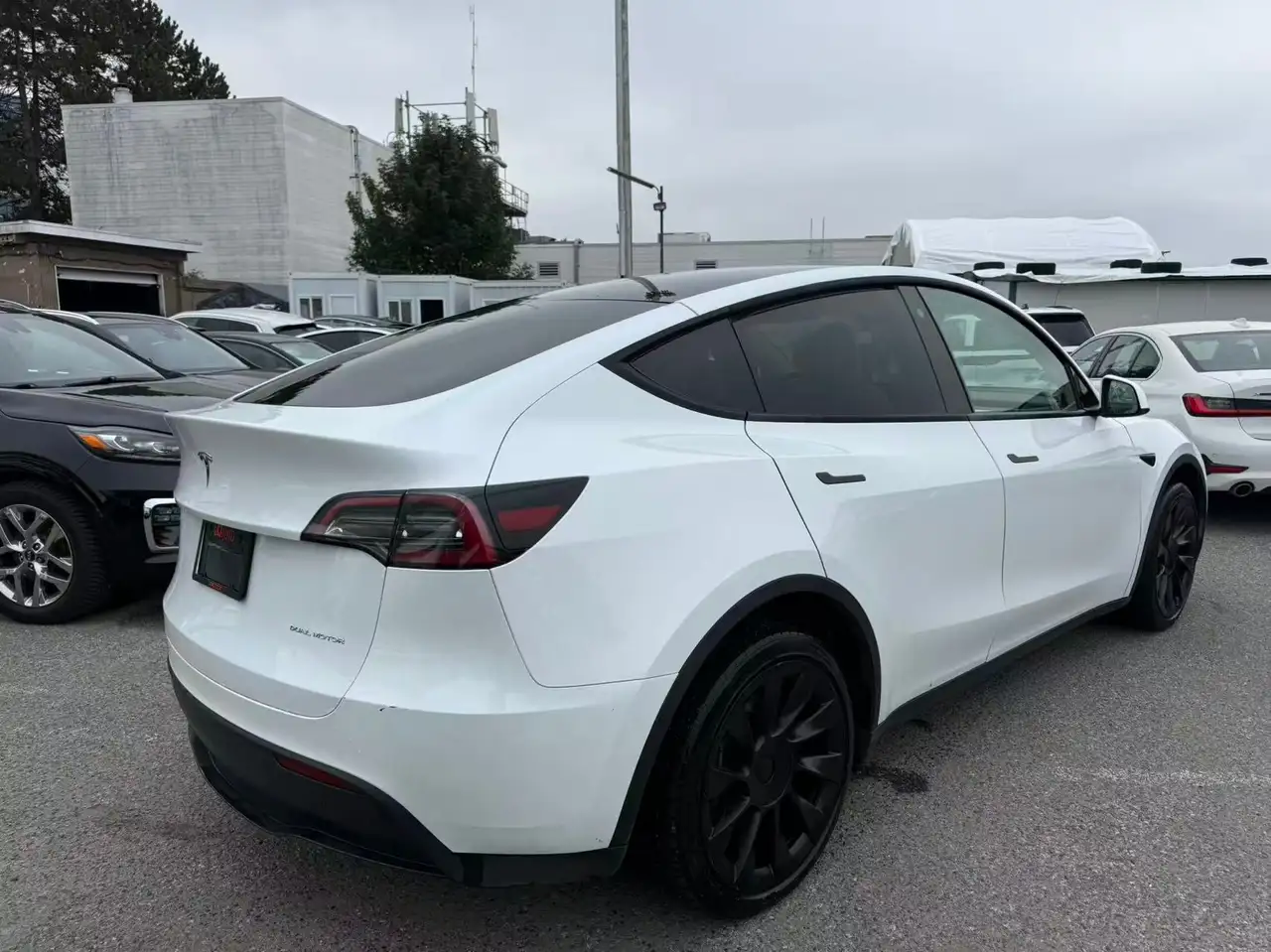 Tesla Model Y - Image 6