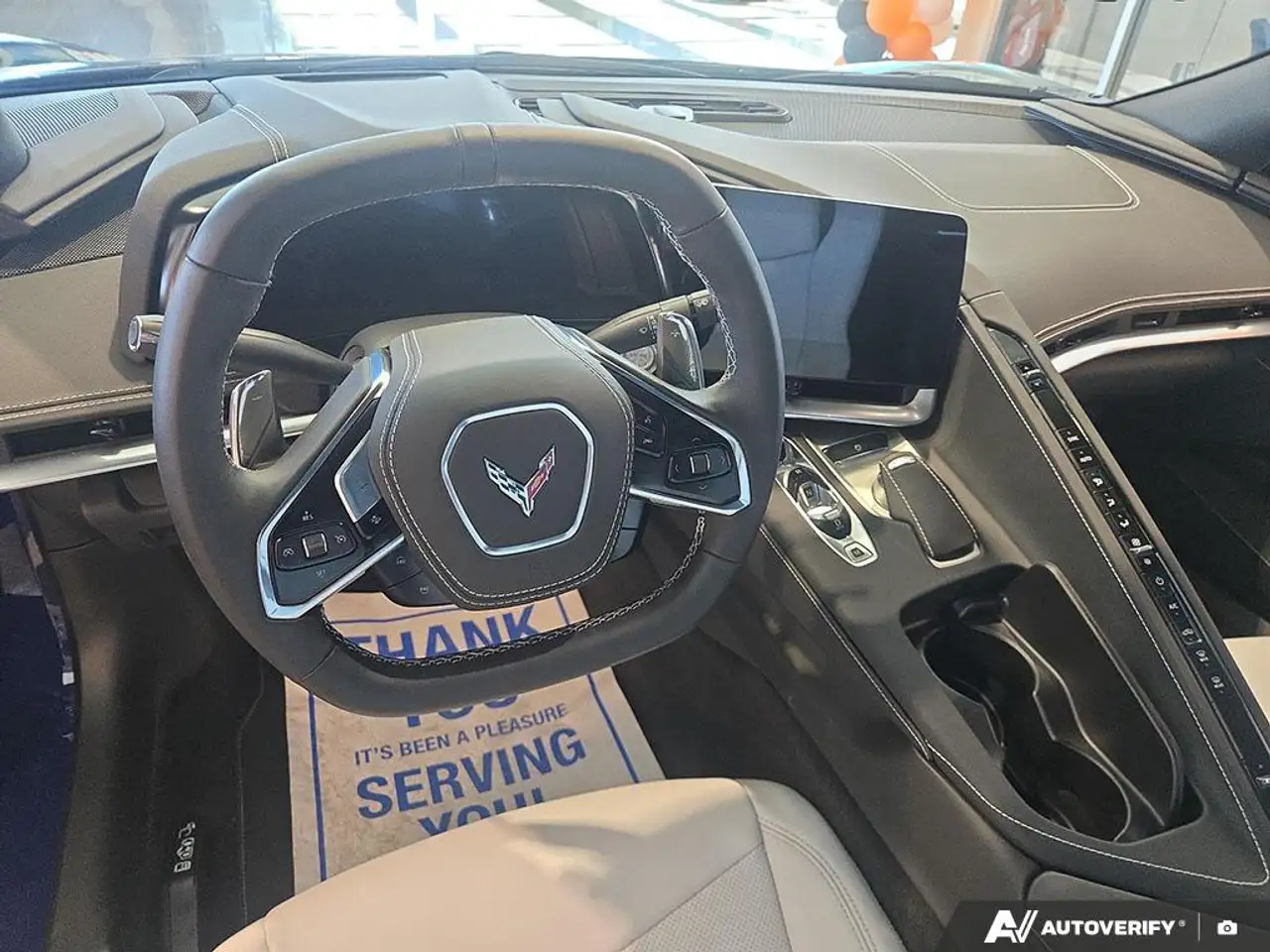 Chevrolet Corvette - Image 13