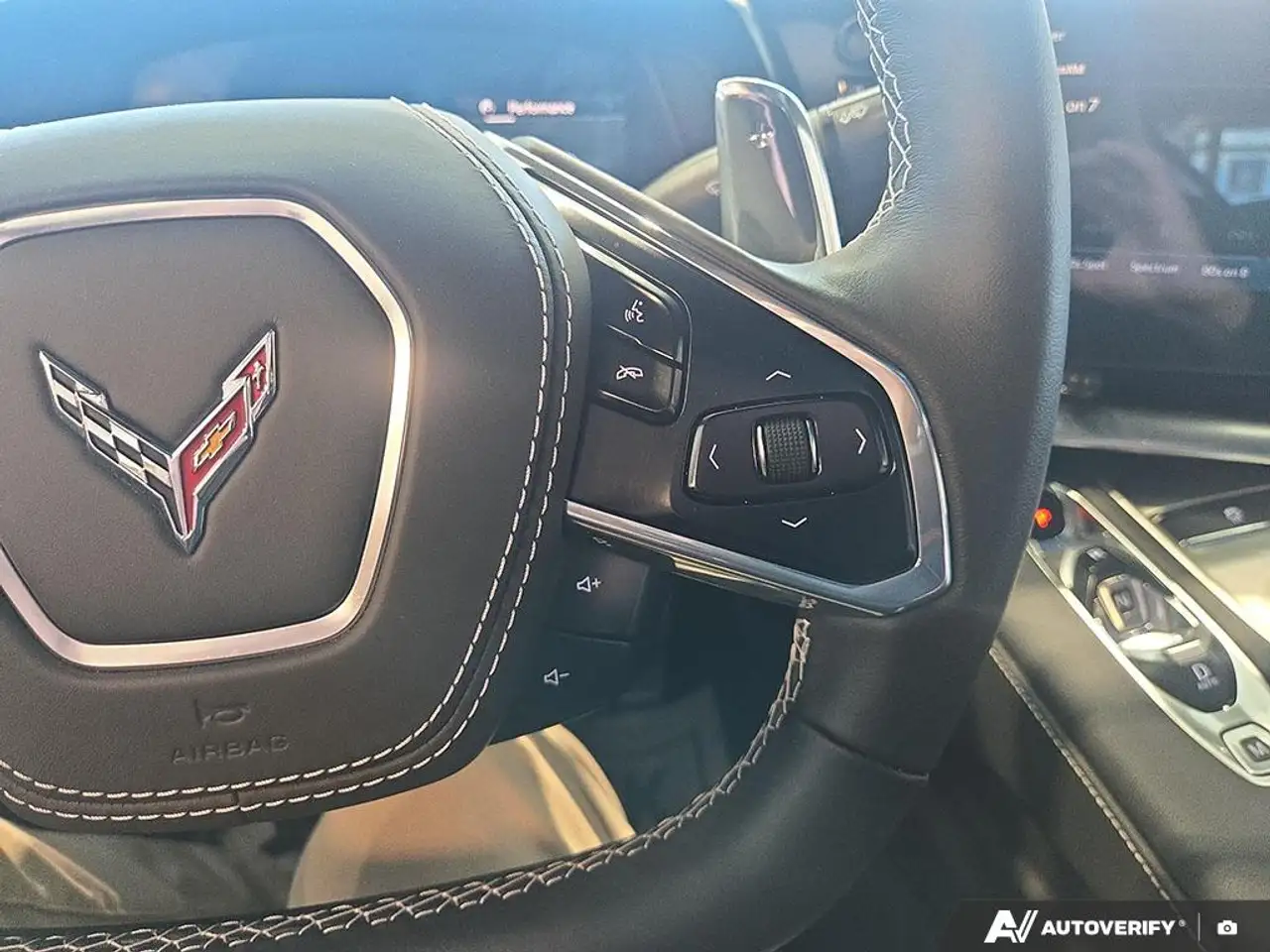 Chevrolet Corvette - Image 16