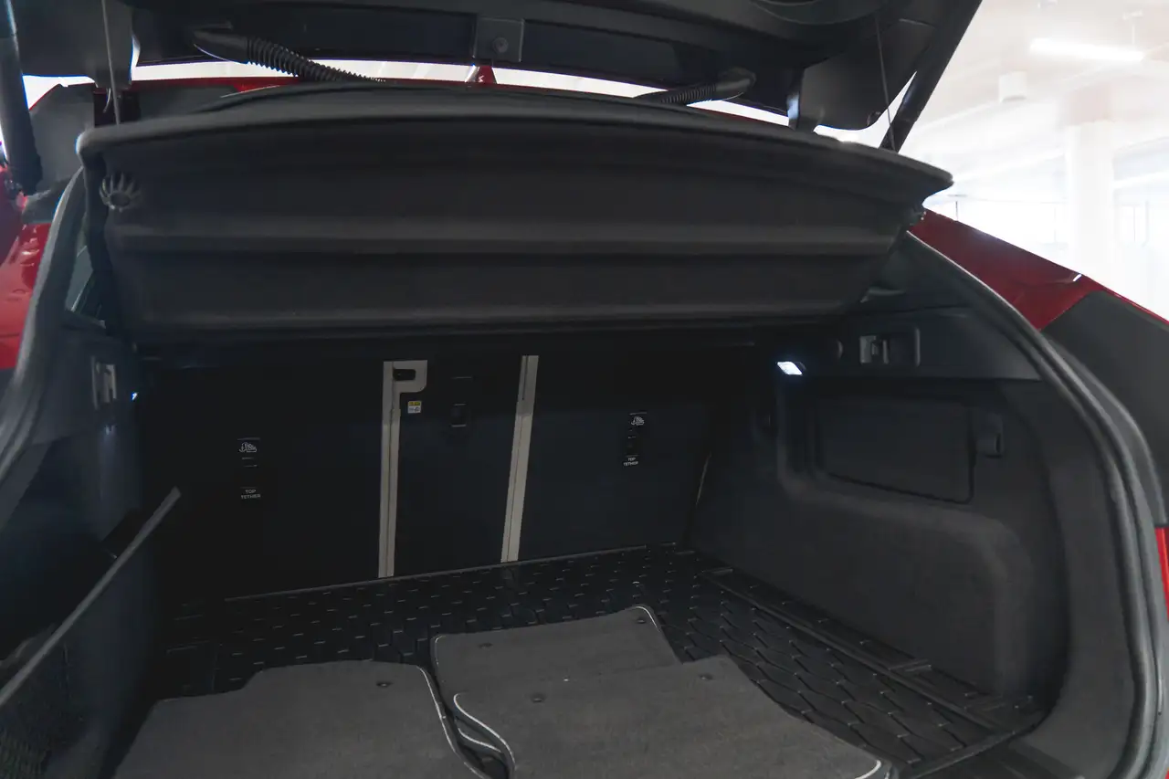 Jaguar F-Pace - Image 21